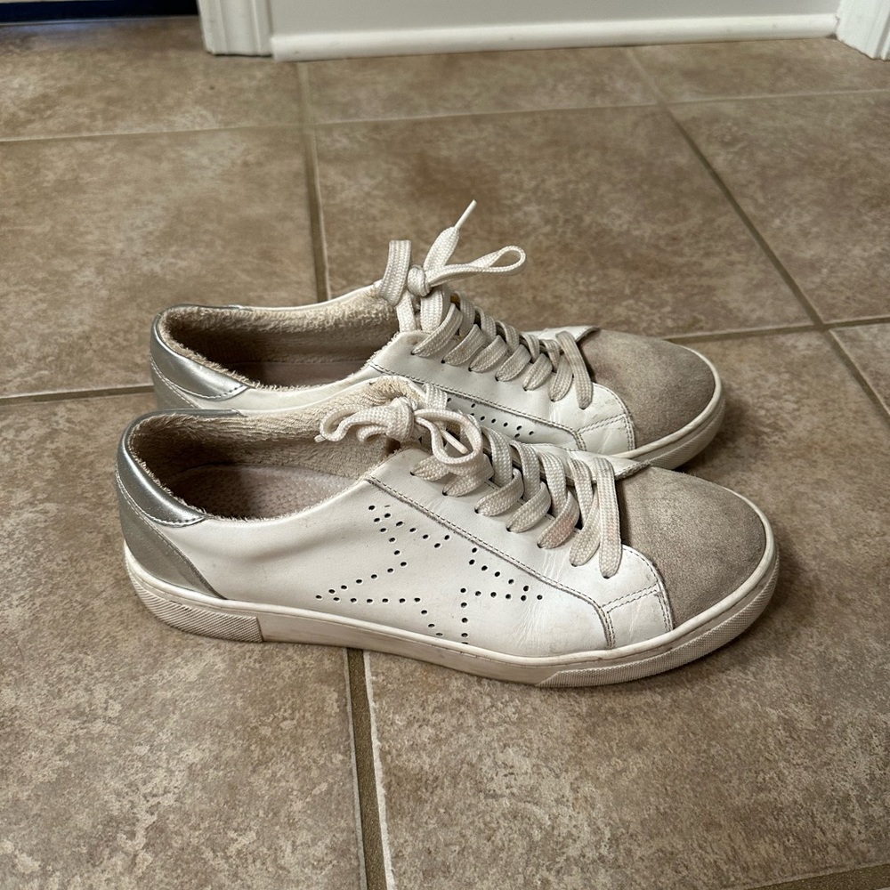 Steven by Steve Madden size 11 sneakers